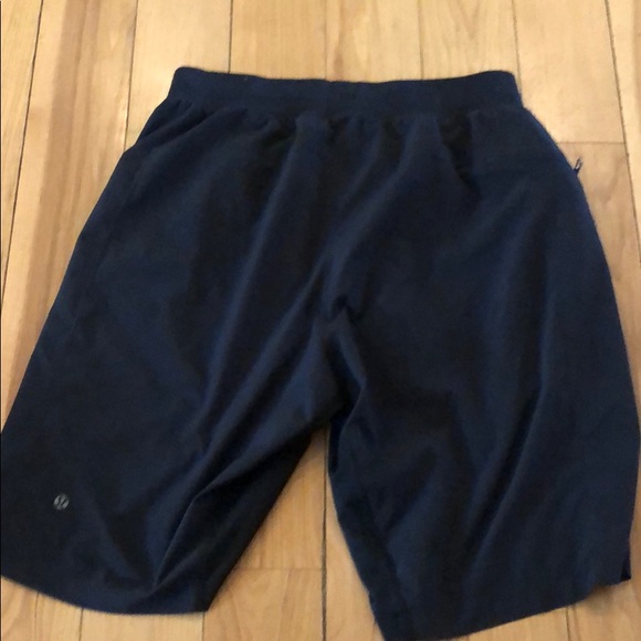 pace breaker short 9” linerless - Picture 2 of 2